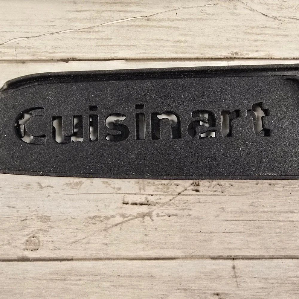 Cuisinart C77TR-7SAN Triple Rivet 7 Inch Santoku Knife with Blade Guard‎ Black